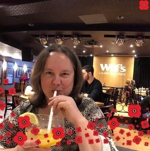 Meet your Posher, Julia